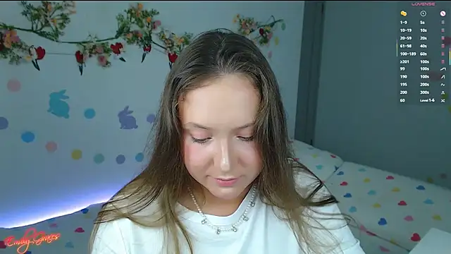 EmilyxxGraces online show from 12, 4, 2026