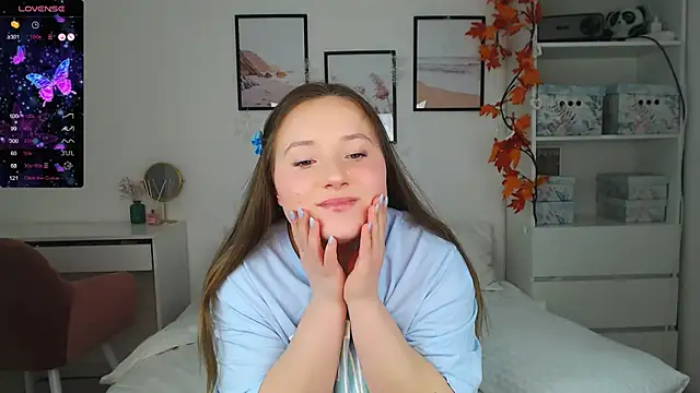 EmilyxxGraces online show from 10, 2, 2025