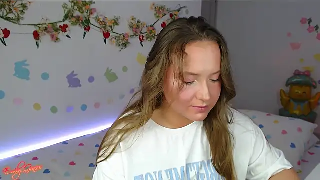 EmilyxxGraces online show from 9, 4, 2026