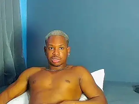 Snapshot of JackBlackone chatting on 7, 10, 2025 JackBlackone online show from 7, 10, 2025