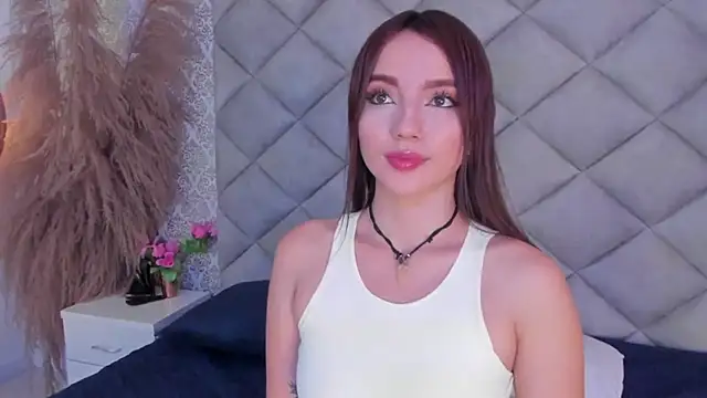 IvvyFox online show from 10, 2, 2025