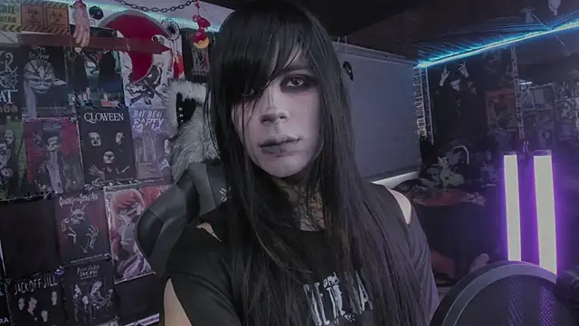 Snapshot of rotten_dreams chatting on 10, 2, 2026 rotten dreams online show from 10, 2, 2026
