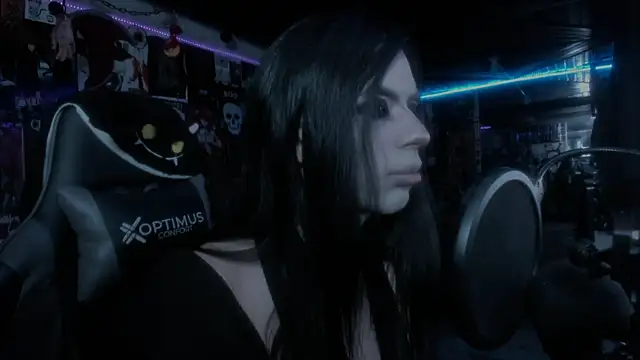 Snapshot of rotten_dreams chatting on 23, 2, 2025 rotten dreams online show from 23, 2, 2025