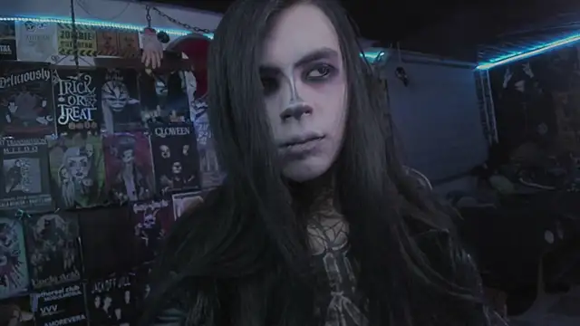 Snapshot of rotten_dreams chatting on 5, 11, 2025 rotten dreams online show from 5, 11, 2025