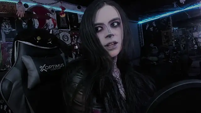Snapshot of rotten_dreams chatting on 2, 10, 2025 rotten dreams online show from 2, 10, 2025