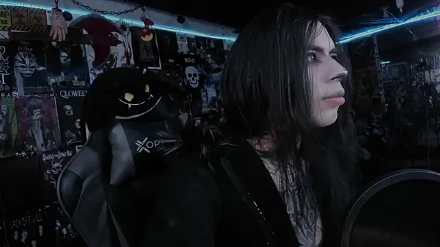 Snapshot of rotten_dreams chatting on 7, 10, 2025 rotten dreams online show from 7, 10, 2025