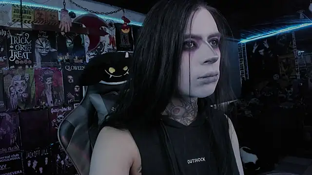 Snapshot of rotten_dreams chatting on 9, 9, 2025 rotten dreams online show from 9, 9, 2025