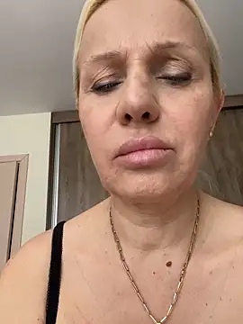 DeboraXporn online show from 10, 5, 2026