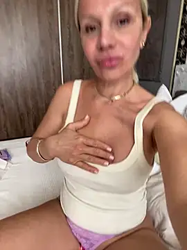 Snapshot of DeboraXporn chatting on 15, 6, 2026 DeboraXporn online show from 15, 6, 2026