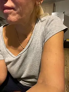 DeboraXporn online show from 21, 10, 2025