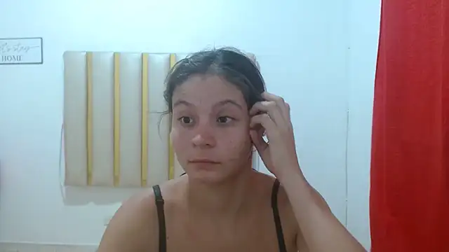 Snapshot of flakita_sexyhot chatting on 27, 10, 2025 flakita sexyhot online show from 27, 10, 2025