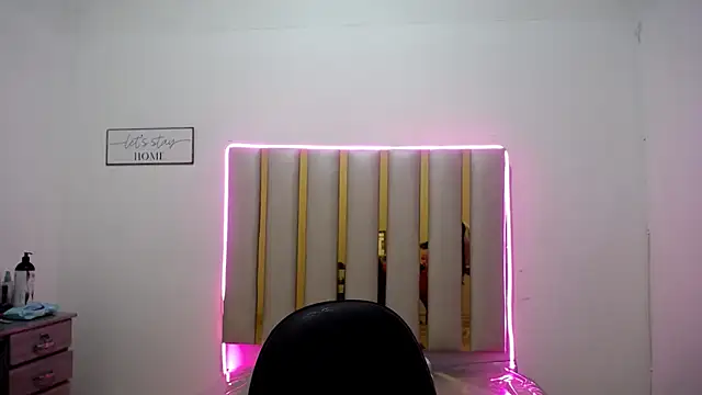 Snapshot of flakita_sexyhot chatting on 29, 9, 2025 flakita sexyhot online show from 29, 9, 2025