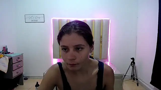 Snapshot of flakita_sexyhot chatting on 23, 9, 2025 flakita sexyhot online show from 23, 9, 2025