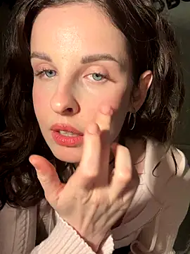 MollyBer online show from 31, 10, 2025