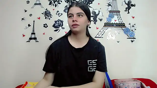 Snapshot of maddisonivanova2 chatting on 1, 3, 2025 maddisonivanova2 online show from 1, 3, 2025