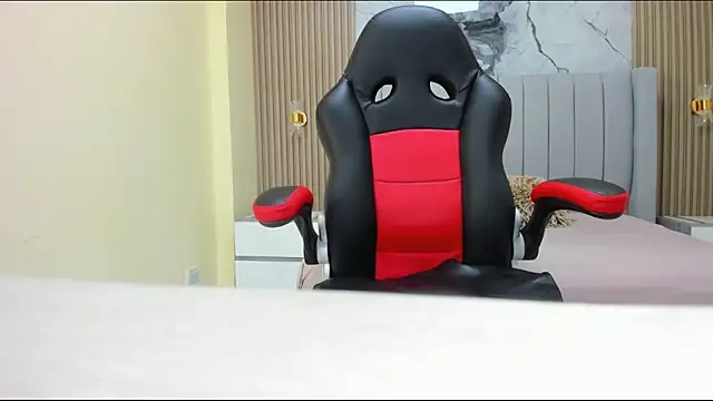 MELINAMARTINS online show from 13, 9, 2025