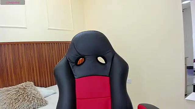 MELINAMARTINS online show from 20, 11, 2025