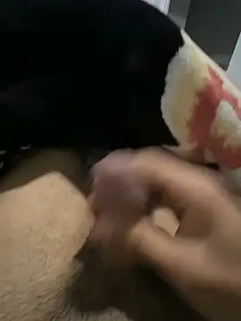 Hamza-Maroki online show from 8, 2, 2025