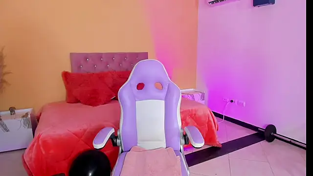 cristal crossfitx online show from 8, 11, 2025