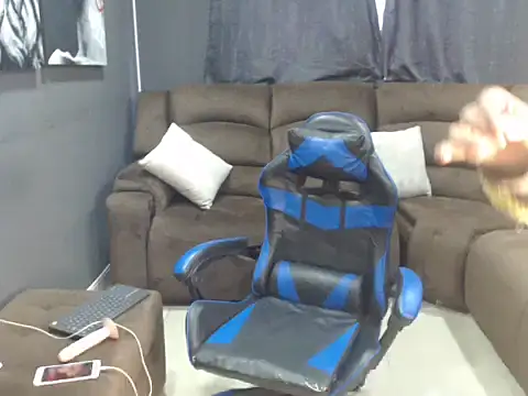 mchissexx online show from 23, 9, 2025