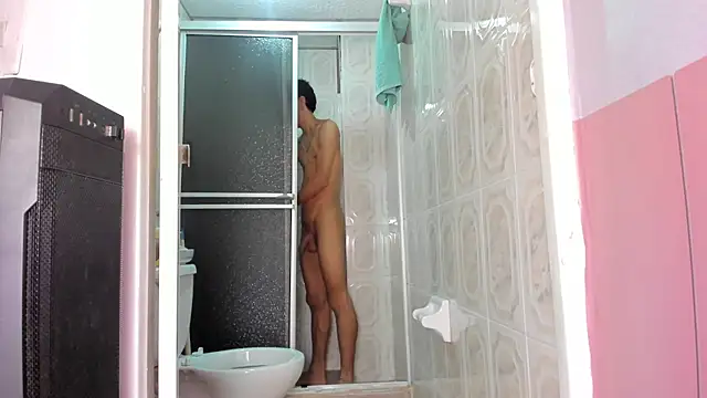 Snapshot of sweet_boy_sweet06 chatting on 6, 3, 2025 sweet boy sweet06 online show from 6, 3, 2025