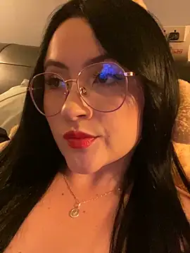 ValentinaOrtiz3 online show from 4, 12, 2025