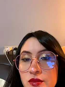 ValentinaOrtiz3 online show from 2, 12, 2025