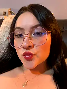 ValentinaOrtiz3 online show from 30, 9, 2025