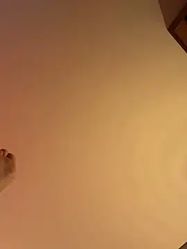 ValentinaOrtiz3 online show from 18, 3, 2026