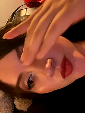 ValentinaOrtiz3 online show from 9, 10, 2025