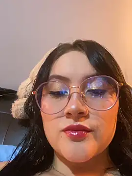 ValentinaOrtiz3 online show from 12, 10, 2025