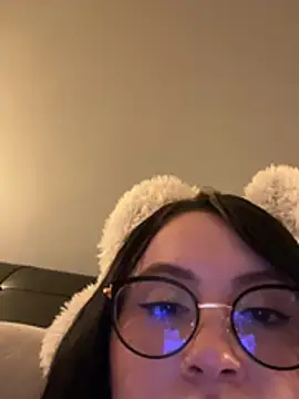 ValentinaOrtiz3 online show from 3, 3, 2026