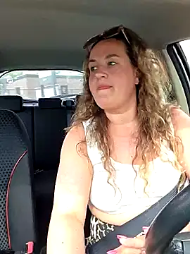 justtess online show from 4, 5, 2026