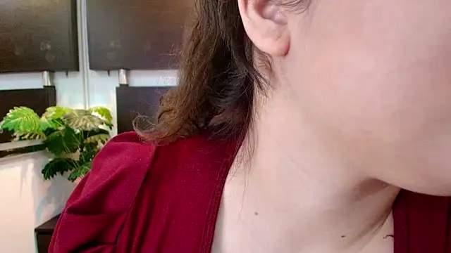 Snapshot of Marii_18 chatting on 18, 6, 2026 Marii 18 online show from 18, 6, 2026