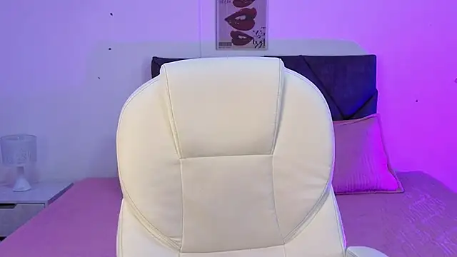 sara sharma  online show from 26, 11, 2025