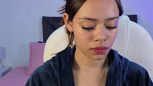 sara sharma  online show from 15, 11, 2025