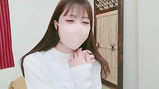  momo xoo online show from 24, 2, 2025