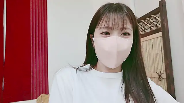  momo xoo online show from 24, 2, 2025