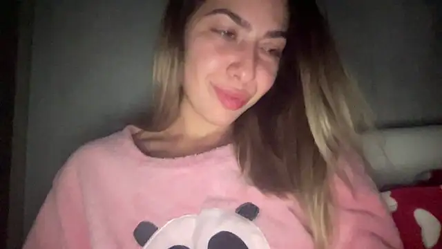 sarrah rossy online show from 4, 11, 2025