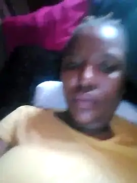 Snapshot of Coco_Nile chatting on 12, 3, 2025 Coco Nile online show from 12, 3, 2025