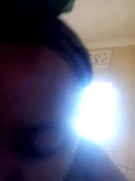 Snapshot of Coco_Nile chatting on 4, 10, 2025 Coco Nile online show from 4, 10, 2025