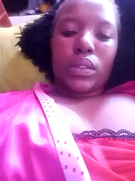 Snapshot of Coco_Nile chatting on 17, 2, 2025 Coco Nile online show from 17, 2, 2025