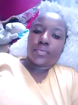 Snapshot of Coco_Nile chatting on 12, 3, 2025 Coco Nile online show from 12, 3, 2025