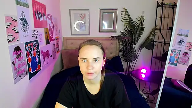 Lika 0ne online show from 13, 4, 2026