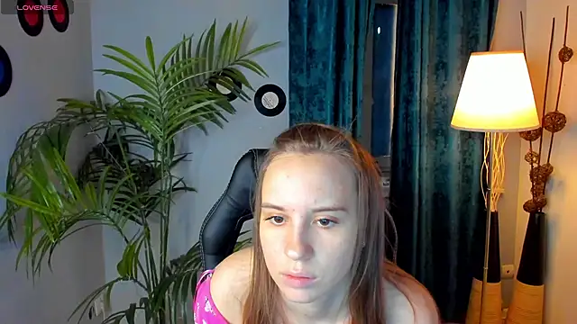 Lika 0ne online show from 18, 3, 2025