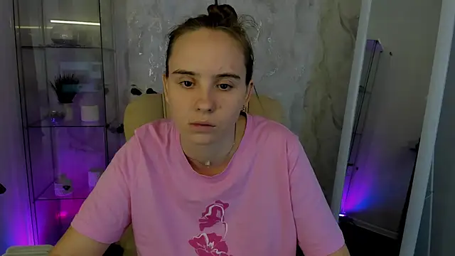 Lika 0ne online show from 18, 10, 2025