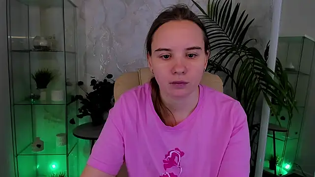 Lika 0ne online show from 11, 1, 2026