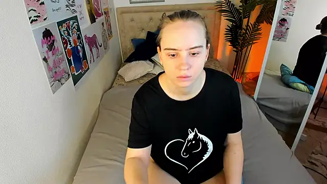 Lika 0ne online show from 20, 3, 2026