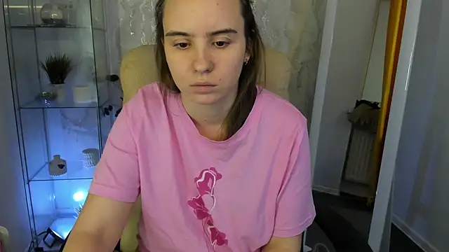 Lika 0ne online show from 3, 12, 2025