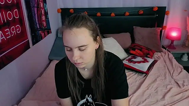 Lika 0ne online show from 14, 11, 2025